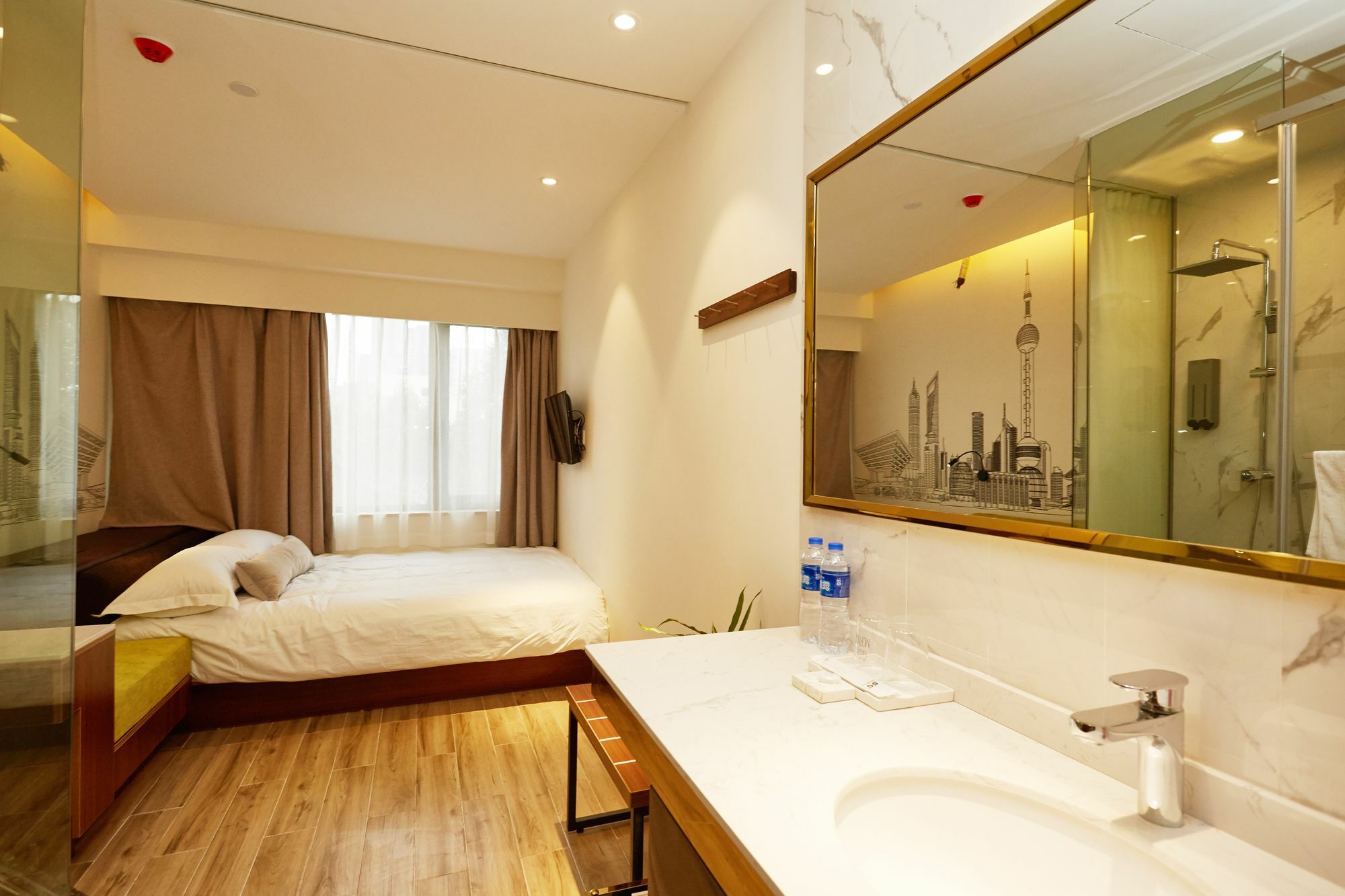 Meego Youth Hotel