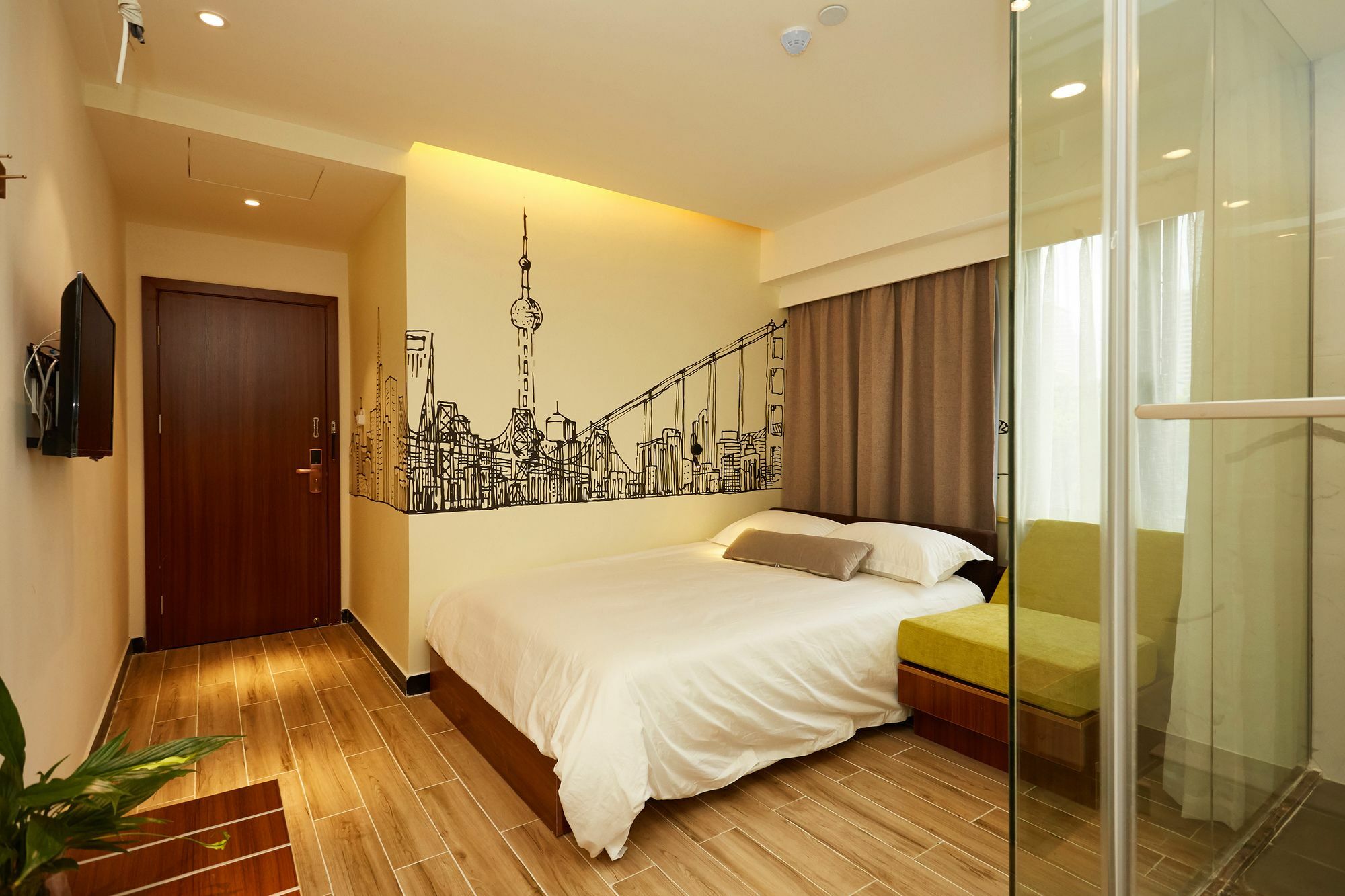Hotel Meego Youth